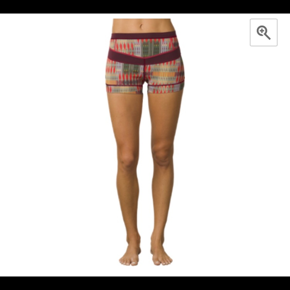 Prana hydra shorts NWT SM